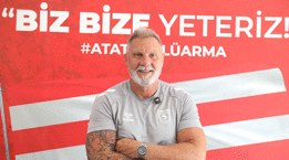 Samsunspor teknik direktörü Thorsten Fink'ten taraftara mesaj! 'Daha doğru şeyler yapacağız'