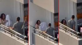 Adana'da vahşet! Tartıştığı kadını balkonda sopayla dövdü