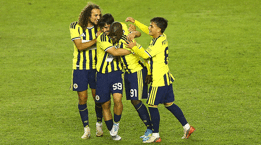 Fenerbahçe hazırlık maçında Turan Tovuz'u 2 golle geçti
