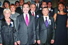 DEDEMAN ÖDÜLLERİ SAHİPLERİNİ BULDU
