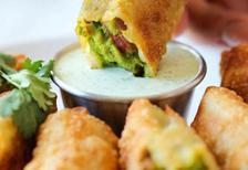 Avokadolu yumurta dilimleri tarifi