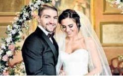 CEM YILMAZ  VE KEDiLER!