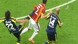 Sneijder ve Alves'den "kusursuz etki"