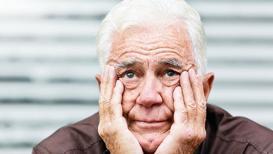 Alzheimer hastalığının ön belirtileri nelerdir?