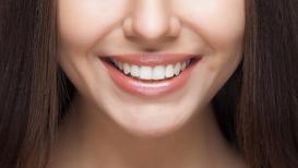 Zirkonyum dişler zamanla renk değiştirir mi?