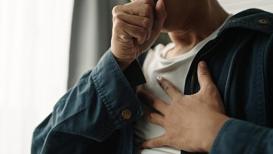 Reflü, kalp ağrısını taklit edebiliyor! İnatçı öksürüğünüzün nedeni olabilir