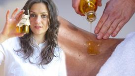 Egzama ve kuruluğa doğal retinol! Cildi canlandıran ürünün tek damlası yetiyor