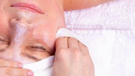 Ciltteki yağı yine yağ çözecek! Düzenli güneş kremi kullananların dikkatine