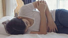 Kadınlar şiddetli ağrıyı 'normal' sanmamalı! Sebebi Endometriozis olabilir