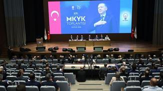Emekliler için 2027 ve 2028 mesajı! AK Parti MKYK toplantısında ana gündem ekonomi oldu