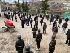 Niğde'de yaşamını yitiren Kore gazisi askeri törenle uğurlandı