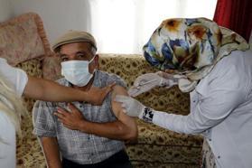 Covid-19 aşısı olan Kıbrıs gazisi Çiftçi: Son pişmanlık fayda etmez