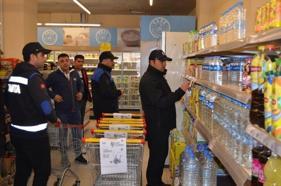 Adilcevaz’da marketlerde fahiş fiyat ve stok denetimi