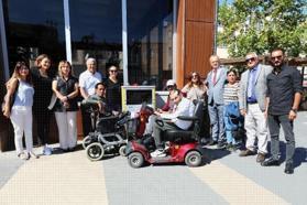 Narlıdere'de engelli şarj istasyonu kuruldu
