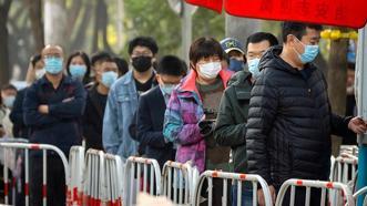 Çin'de koronavirüs vakalarında artışa rağmen tedbirler gevşetiliyor