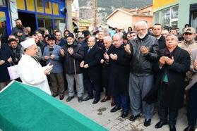 TBMM Genel Sekreteri Kumbuzoğlu’nun babası toprağa verildi