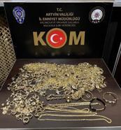 1 kilo 641 gram kaçak altınla yakalandı