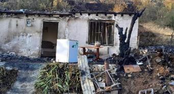 Kırıkkale'de bağ evi yandı