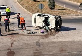 Bandırma'da, TIR’a çarpan otomobilin sürücüsü ağır yaralandı