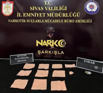 Sivas'ta 2 farklı uyuşturucu operasyonunda 4 gözaltı