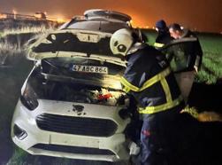 Şarampole devrilen hafif ticari aracın sürücüsü yaralandı