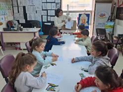 Erciş'te öğrenciler yarıyıl tatilinde hem eğitim alıyor hem eğleniyor