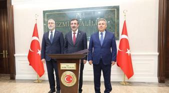 Cumhurbaşkanı Yardımcısı Cevdet Yılmaz İzmir Valiliği'ni ziyaret etti