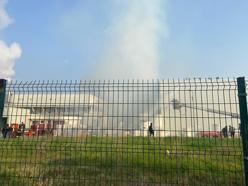 Manisa'da kağıt fabrikasının bahçesinde yangın