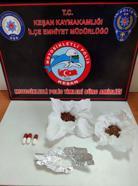 Edirne’de uyuşturucuyla yakalanan 3 şüpheliye gözaltı