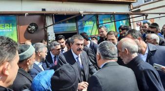 Bakan Tekin, Erzurum’da Cumhur İttifakı için destek istedi