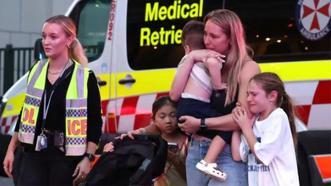 Sydney'deki AVM'de 6 kişiyi öldüren saldırgan 'özellikle kadınları hedef aldı'