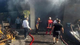 Mersin'de çıkan depo yangını söndürüldü