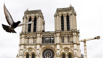 Notre-Dame Katedrali yeniden ziyaretçilerini ağırlamaya hazırlanıyor