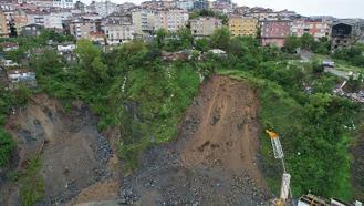 Gaziosmanpaşa'da toprak kaymasından yeni görüntüler! Vali Gül son durumu açıkladı