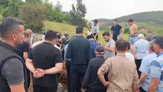 Yılan ısırması sonucu ölen kadın toprağa verildi