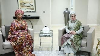 Emine Erdoğan, Fatima Maada Bio ile görüştü