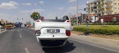 Mardin'de otomobiller çarpıştı: 6 yaralı