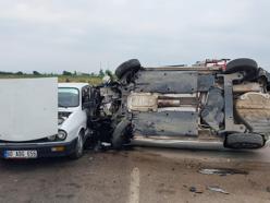 Kozan'da 3 aracın karıştığı kazada 3 kişi yaralandı