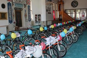 Malatya'da 50 yetim çocuğa bisiklet