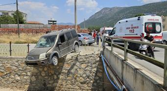 Bucak'ta kaza: 3 yaralı