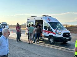 Adıyaman'da minibüs ile TIR çarpıştı: 5 yaralı