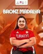 Para halterde Sibel Çam, bronz madalya kazandı