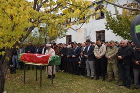 Saldırıda hayatını kaybeden hastane görevlisi, son yolculuğuna uğurlandı