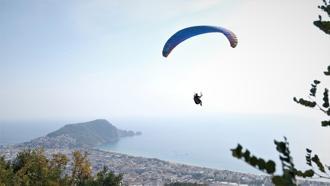 Alanya'da Dünya Yamaç Paraşütü Yarışması yapıldı