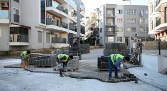 Kuşadası Belediyesi'nden yol yapım mesaisi