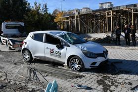 Adıyaman'da iki otomobilin çarpıştığı kazada 2 kişi yaralandı