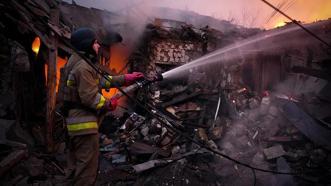 Son dakika... Ukrayna'da sirenler susmuyor, Rusya gece boyunca 120 füze attı