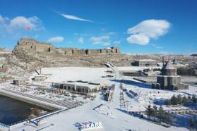 Ağrı, Kars ve Ardahan'da kar yerini soğuk havaya bıraktı