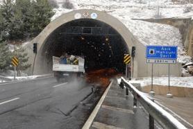 Kahramanmaraş'taki Aşık Mahzuni Şerif Tüneli, 110 gün sonra trafiğe açıldı