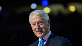 Bill Clinton hastaneye kaldırıldı